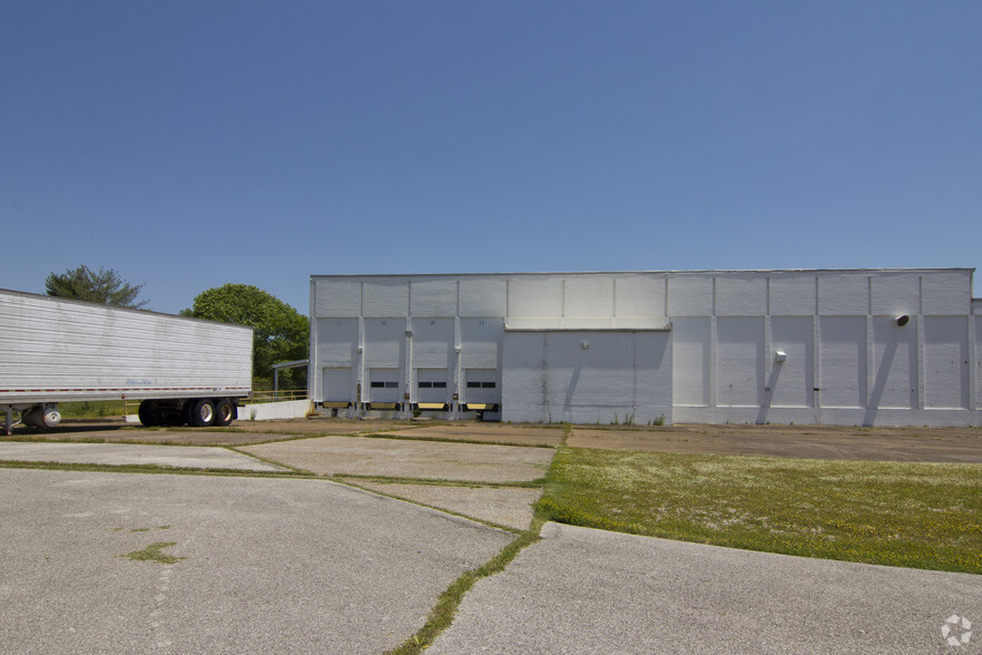 981 Industrial Park Rd, Columbia, TN à louer - Photo du b timent - Image 3 de 15