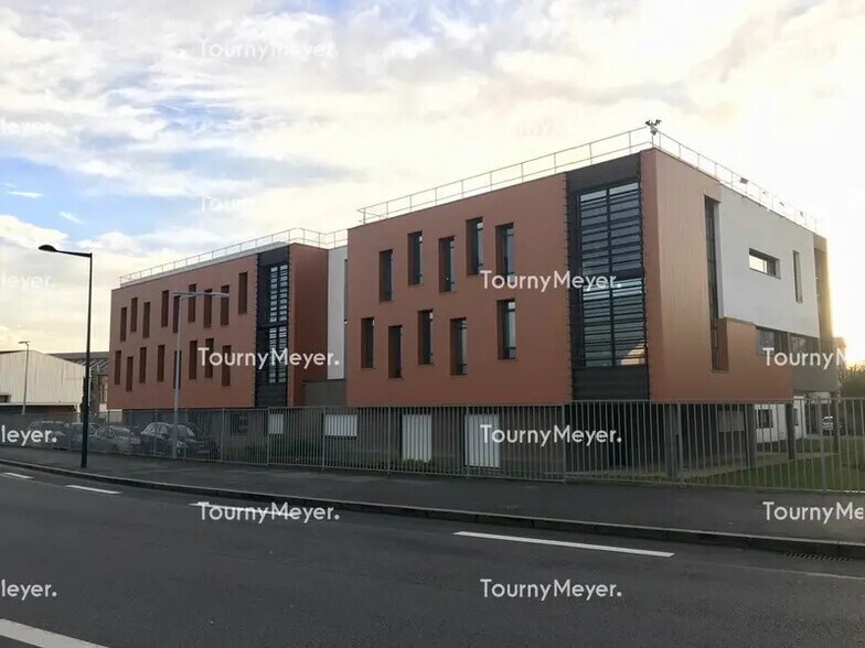 Bureau dans Nantes à louer - Photo du bâtiment - Image 2 de 9
