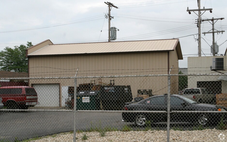 3645 E Mallory, Cudahy, WI à vendre - Photo du bâtiment - Image 2 de 2
