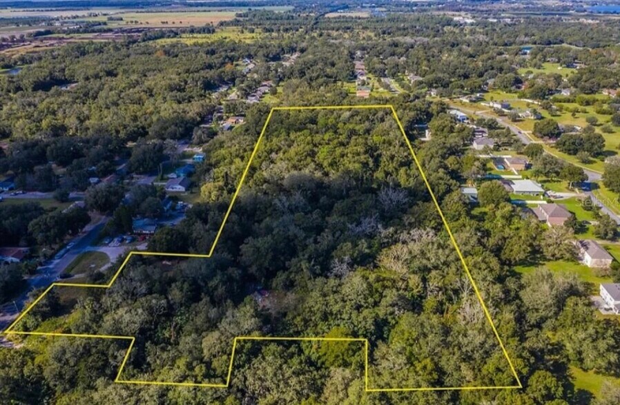7125 Holly St, Mount Dora, FL à vendre - Photo du bâtiment - Image 3 de 7