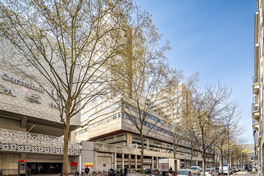 Bureau dans Lyon à louer - Photo du bâtiment - Image 3 de 28