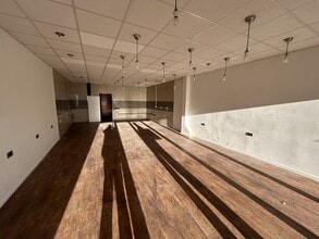 1-8 Ellendune, Wroughton à louer Photo intérieure- Image 2 de 2