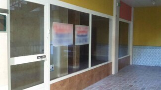 Plus de détails pour Commerce de détail à vendre