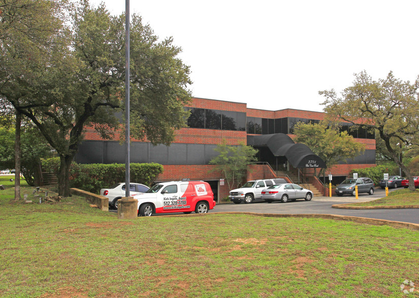 3701 Bee Caves Rd, Austin, TX for lease - Primary Photo - Image 1 of 4