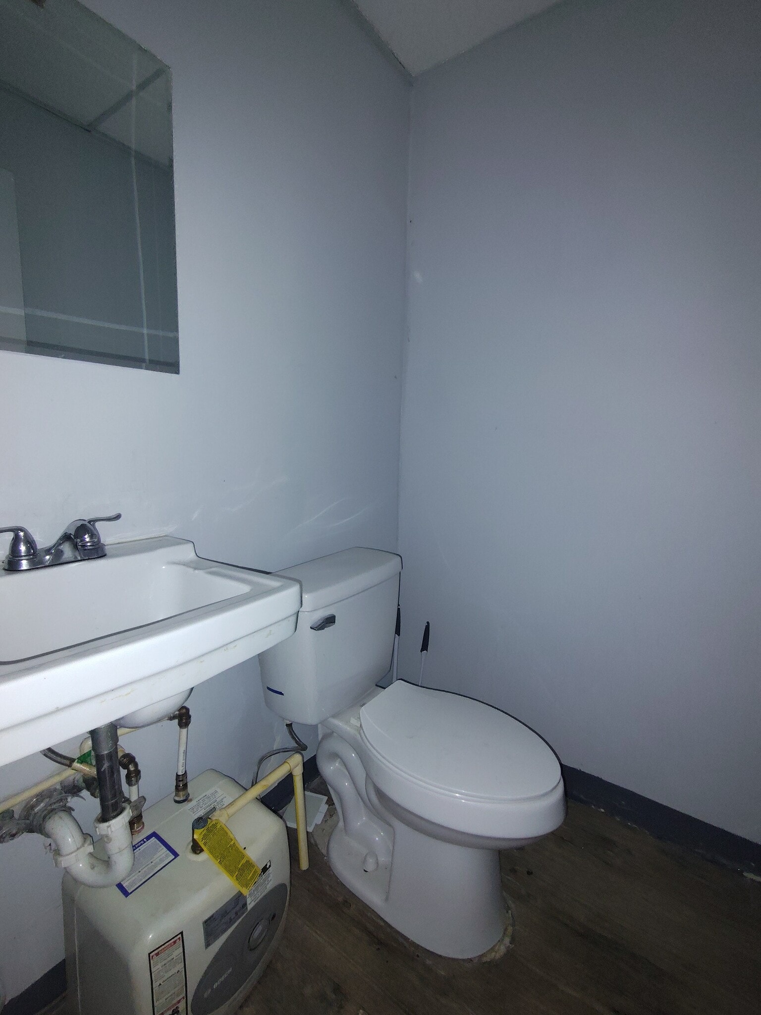 2523 Roosevelt Hwy, College Park, GA for lease Building Photo- Image 1 of 5