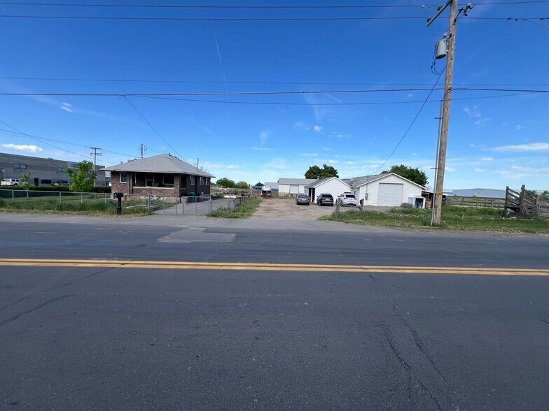 2560 S 1100 W, Woods Cross, UT à vendre - Photo principale - Image 3 de 17