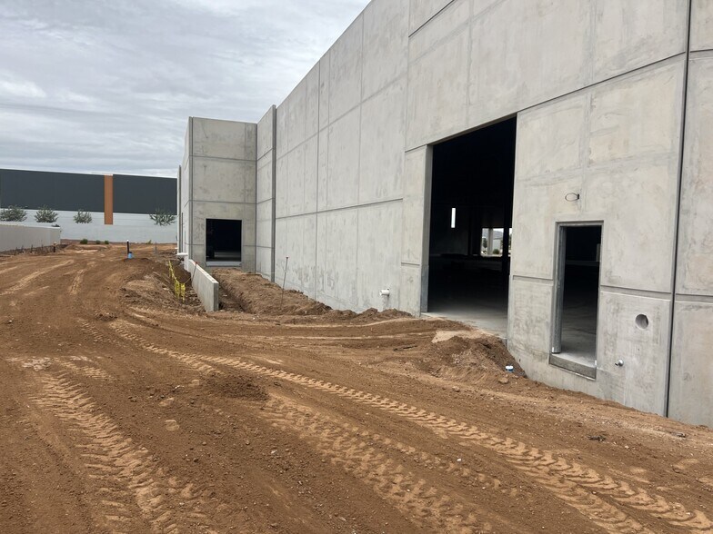 1616 W Alameda Rd, Phoenix, AZ à vendre - Photo du bâtiment - Image 2 de 5