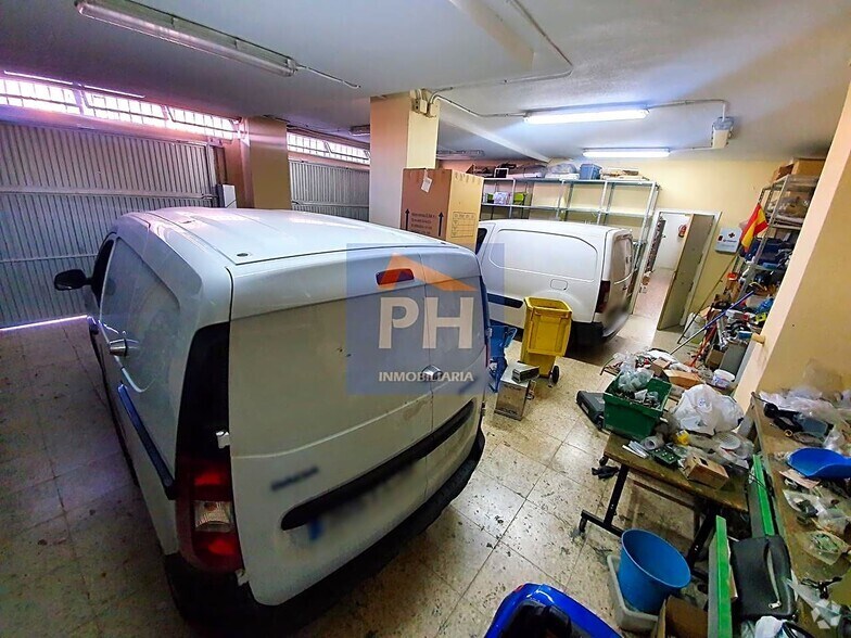 Retail in Madrid, Madrid for lease - Interior Photo - Image 1 of 1