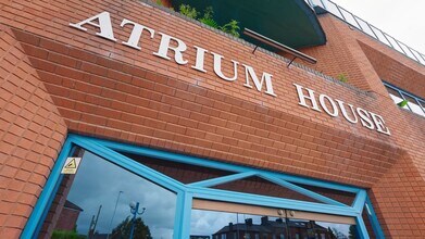 574 Manchester Rd, Bury à louer - Vidéo sur l’inscription commerciale