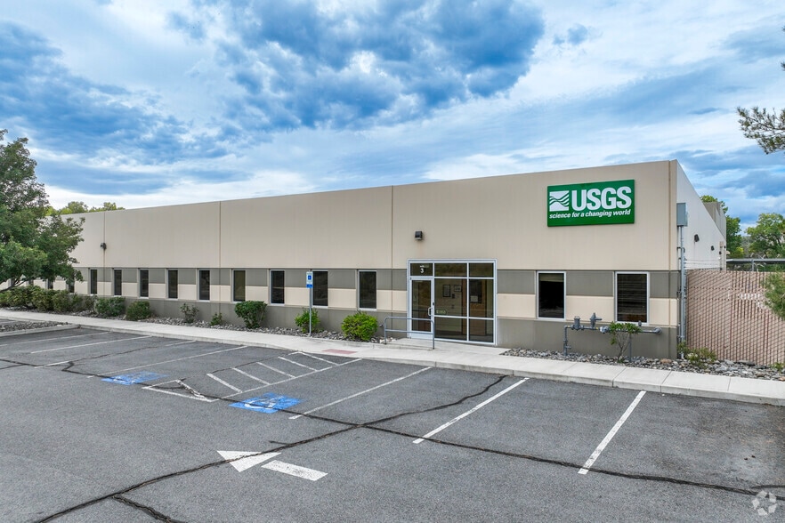 2730 N Deer Run Rd, Carson City, NV for lease - Primary Photo - Image 1 of 6