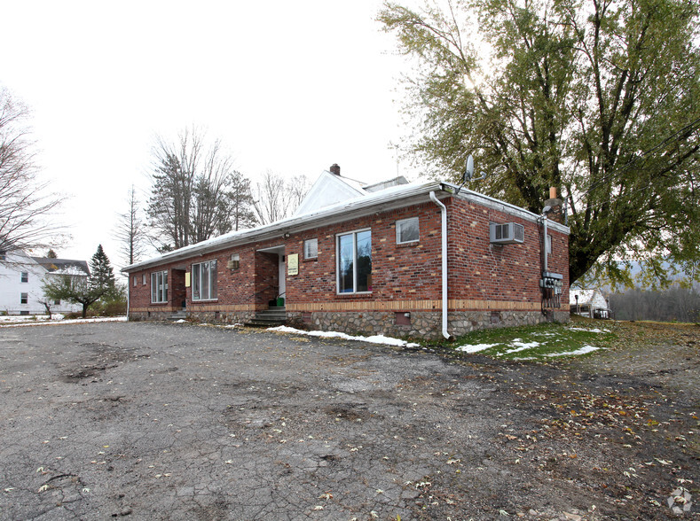 196-198 E Canaan Rd, East Canaan, CT for sale - Primary Photo - Image 1 of 1