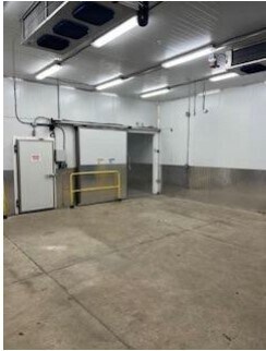 8605 NW 64th St, Miami, FL for lease - Interior Photo - Image 3 of 3