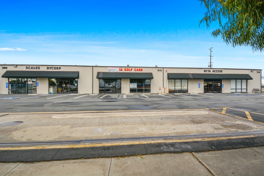 309-323 E Ball Rd, Anaheim, CA for sale - Building Photo - Image 1 of 1