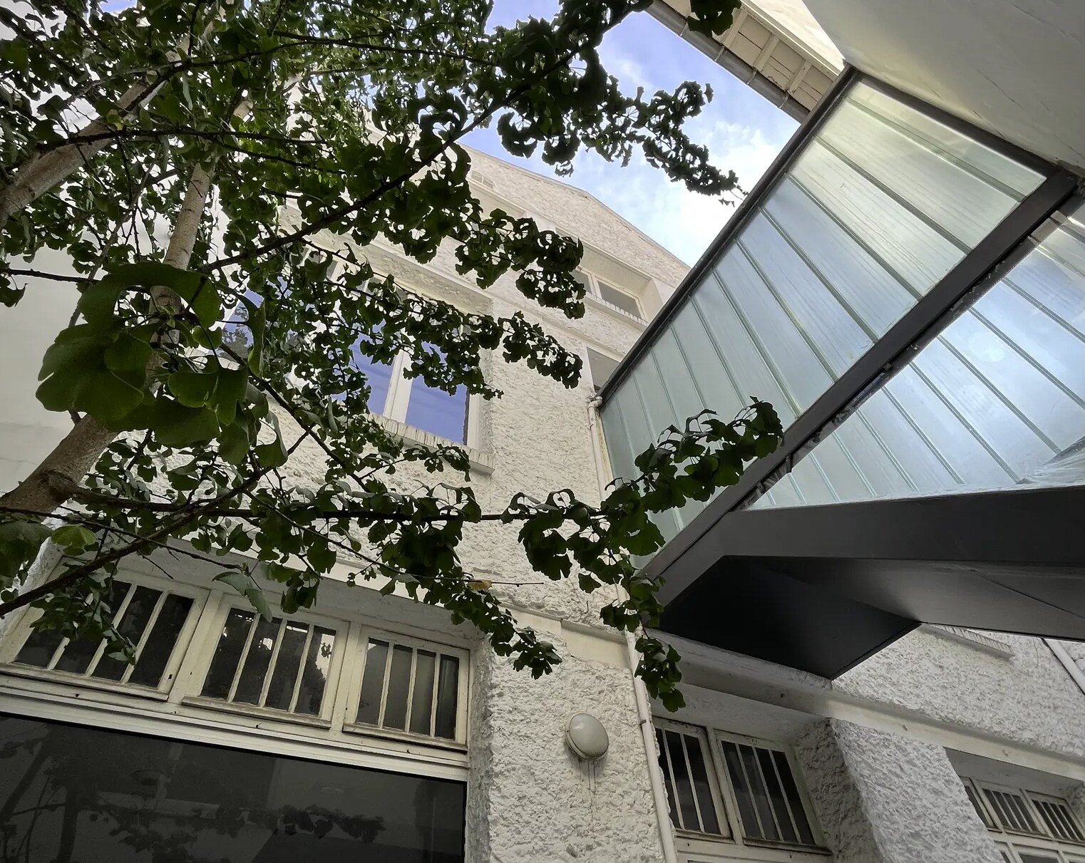 47 Rue Louise Michel, Levallois-Perret for lease Building Photo- Image 1 of 14