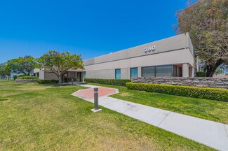 Plus de détails pour 380-384 Clinton St, Costa Mesa, CA - Industriel à louer