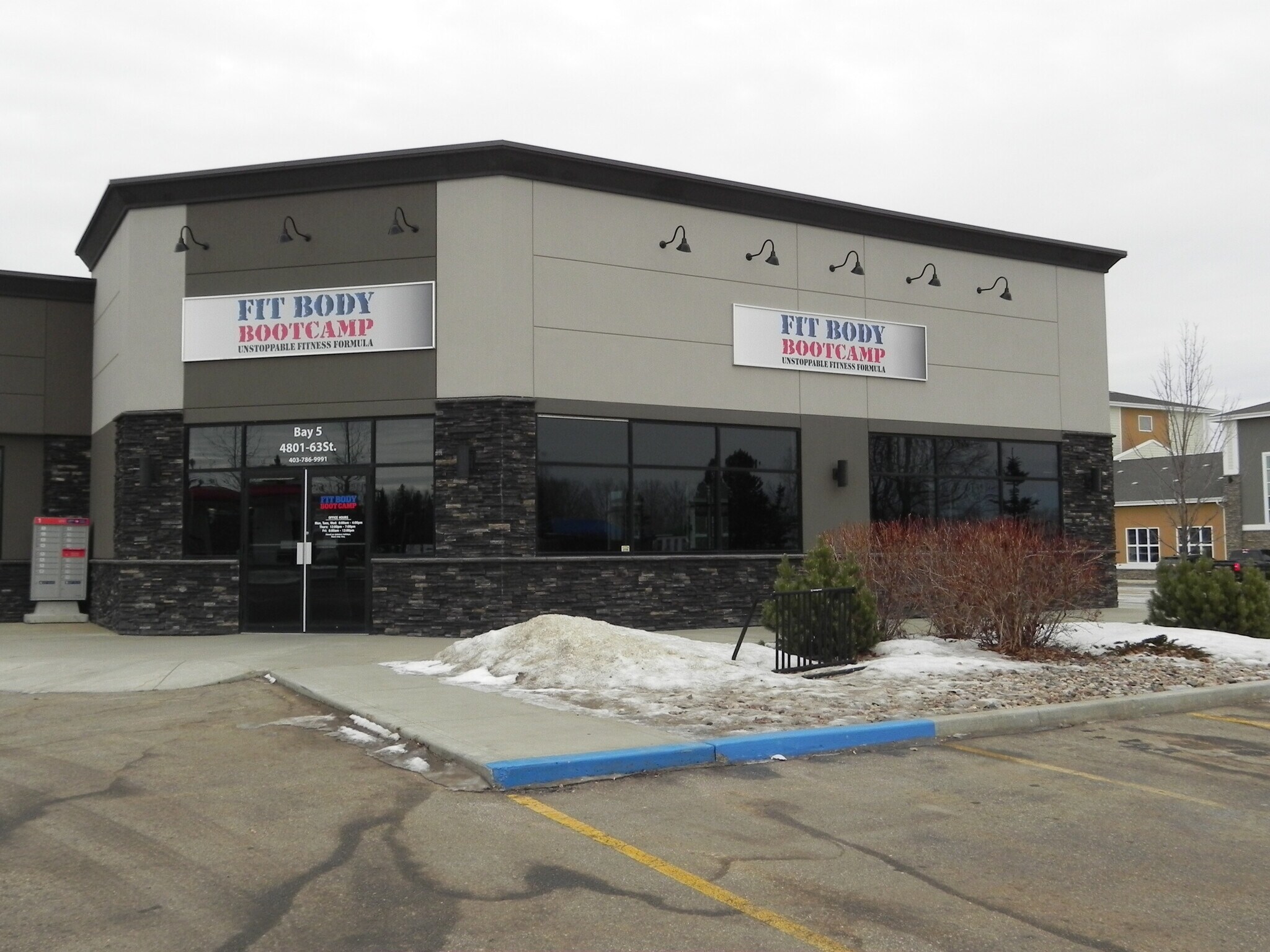 4801 63 St, Lacombe, AB à vendre Photo principale- Image 1 de 1