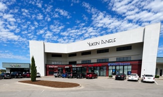 More details for 1010 Garth Brooks Blvd, Yukon, OK - Retail for Sale