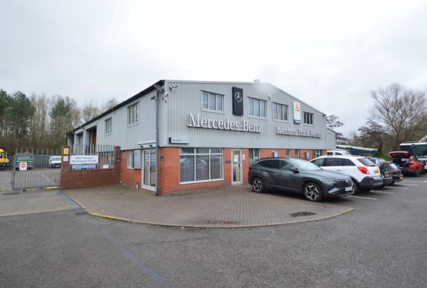 Gratton Way, Barnstaple for lease - Primary Photo - Image 1 of 4