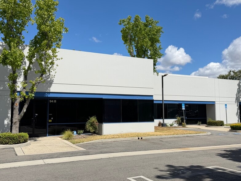 94 W Cochran St, Simi Valley, CA for sale - Building Photo - Image 3 of 12