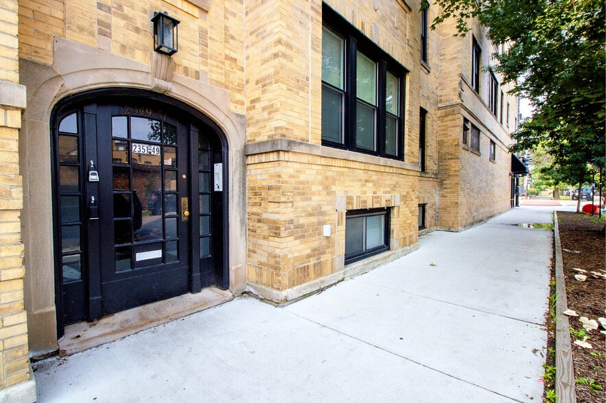 3751-3759 N Western Ave, Chicago, IL for sale - Building Photo - Image 3 of 21
