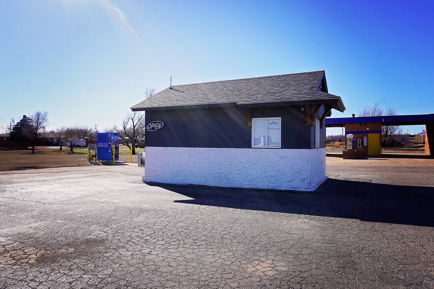 705 Piedmont Road North, Piedmont, OK for sale - Building Photo - Image 2 of 14