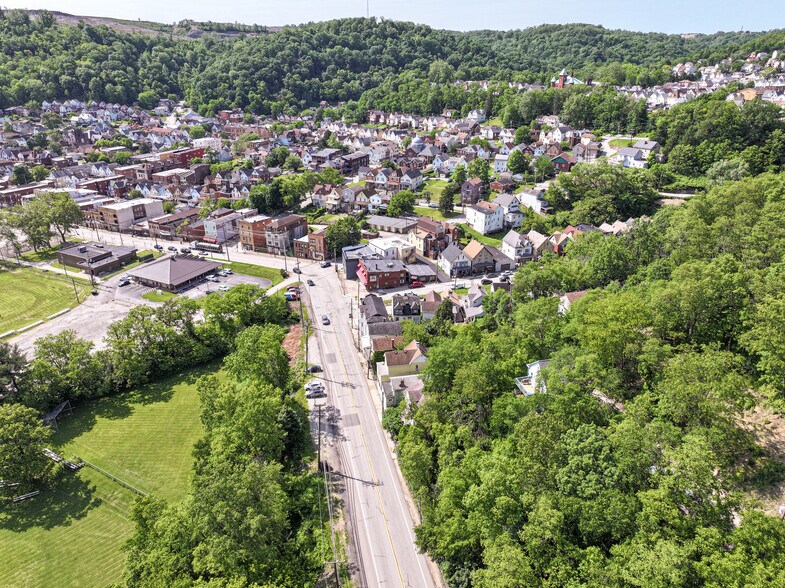 936 Broadway, Pitcairn, PA à vendre - Photo du bâtiment - Image 3 de 22