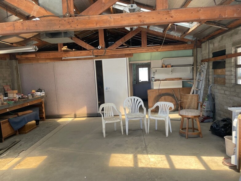 622 Elm Ave, Beaumont, CA for sale - Interior Photo - Image 2 of 16