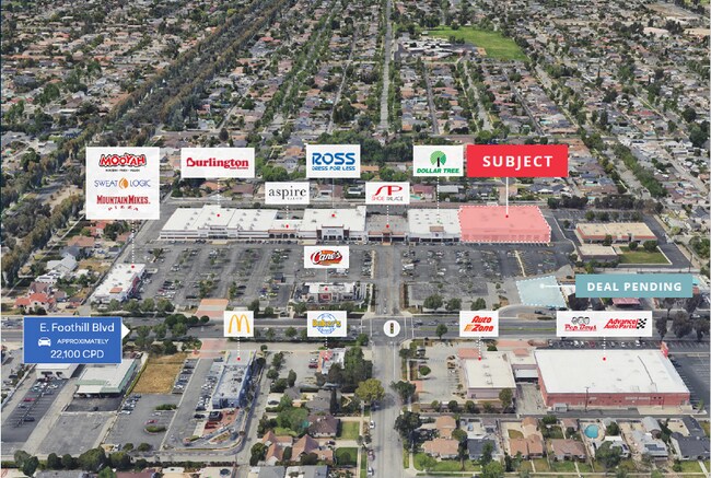 Plus de détails pour 121 E Foothill Blvd, Upland, CA - Commerce de détail à louer