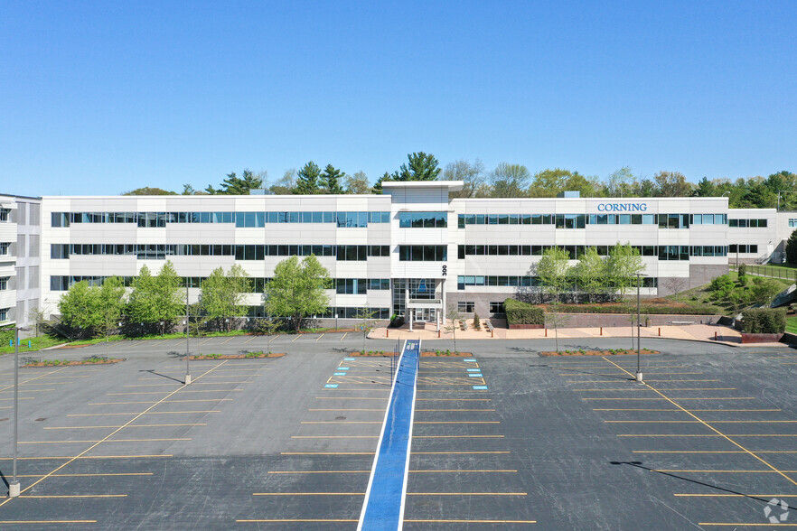 300 Innovation Dr, Tewksbury, MA for lease - Building Photo - Image 1 of 16