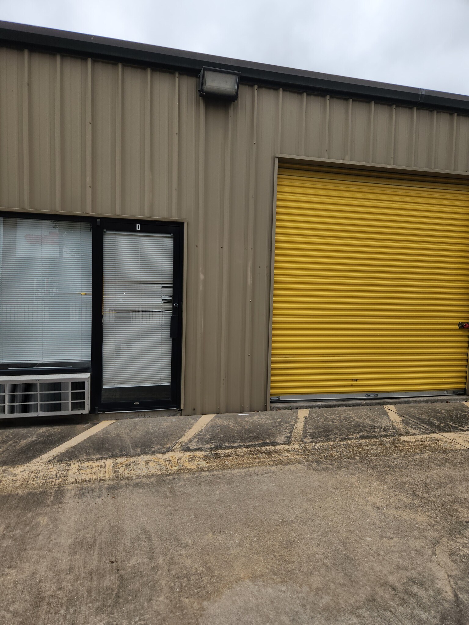 11220 S Highway 6, Sugar Land, TX for lease Interior Photo- Image 1 of 5