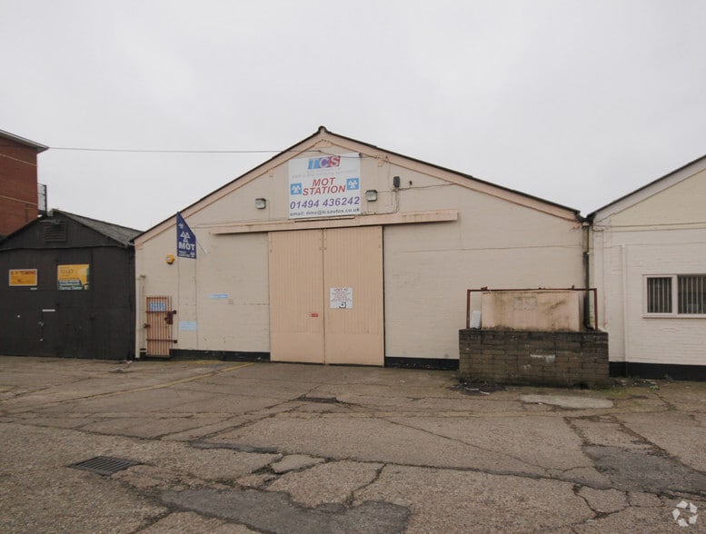 Abercromby Ave, High Wycombe for lease - Building Photo - Image 2 of 2