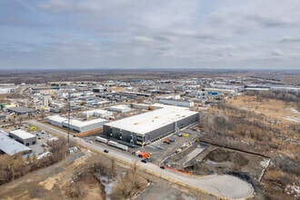350 Rue Hans-Zimmerman, Châteauguay, QC - Aerial  map view