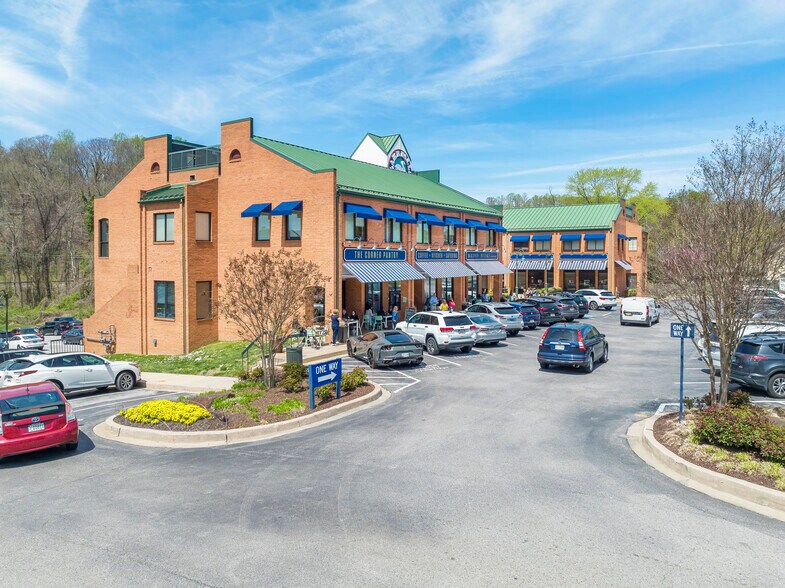 6080 Falls Rd, Baltimore, MD for lease - Building Photo - Image 2 of 9