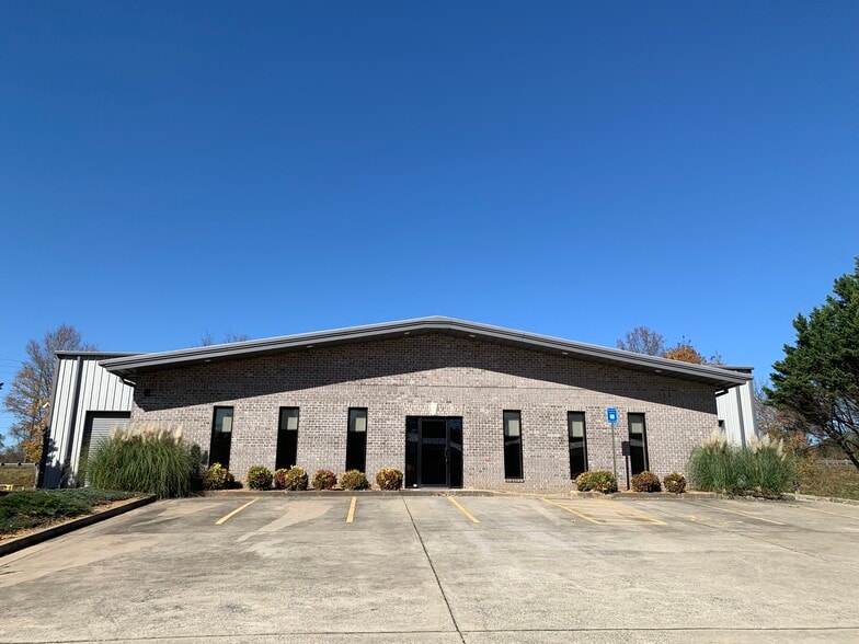 30 River Ct, Cartersville, GA for sale - Building Photo - Image 3 of 13