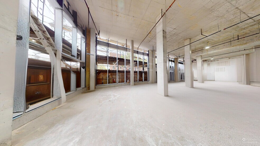 815 Kings Hwy, Brooklyn, NY à louer - Photo du bâtiment - Image 2 de 13