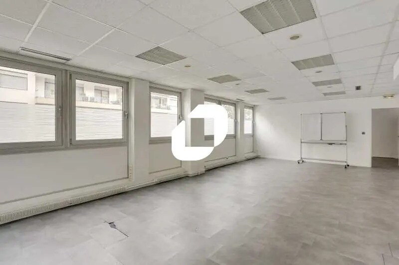 Office in Rueil-Malmaison for sale - Interior Photo - Image 3 of 7