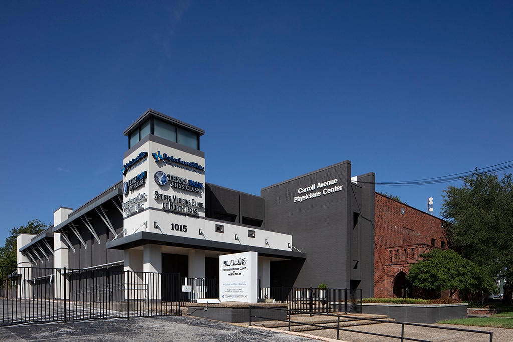 1015 N Carroll Ave, Dallas, TX for lease Building Photo- Image 1 of 3