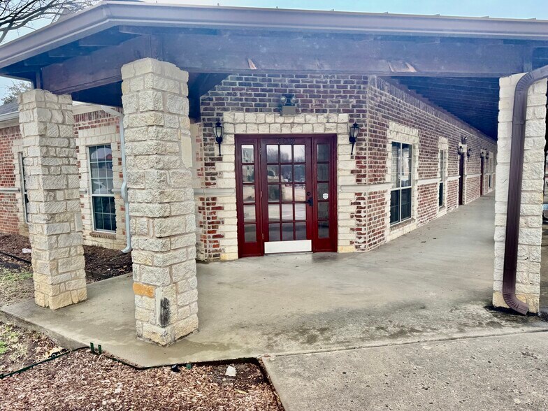 6300 Stonewood Dr, Plano, TX à louer - Photo du bâtiment - Image 1 de 7