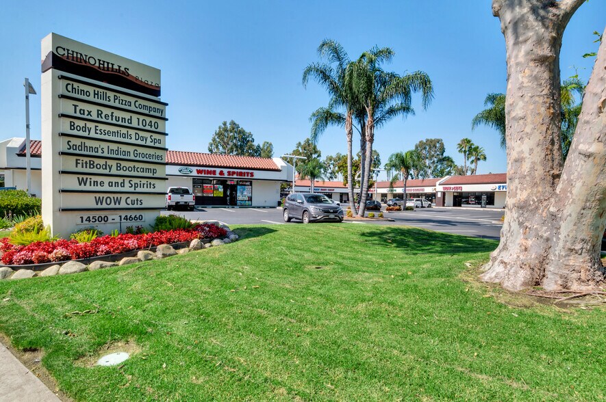 14550-14610 Pipeline Ave, Chino, CA à louer - Photo du bâtiment - Image 3 de 11