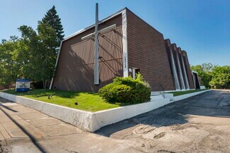 Plus de détails pour 15715 Libby Rd, Maple Heights, OH - Commerce de détail à vendre