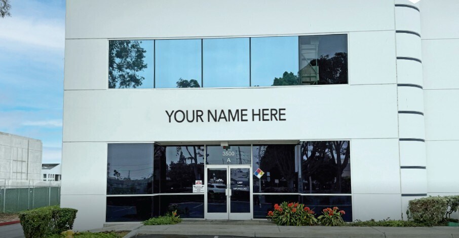 3500 W Lake Center Dr, Santa Ana, CA à vendre Photo principale- Image 1 de 1