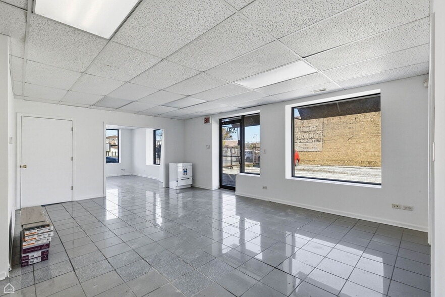 6121 W Belmont Ave, Chicago, IL for sale - Building Photo - Image 3 of 49