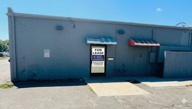 7037 Staples Mill Rd, Richmond, VA for lease Interior Photo- Image 2 of 8