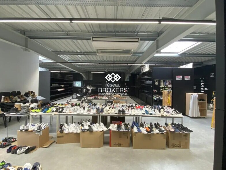 Flex in Sassenage for sale - Interior Photo - Image 2 of 15