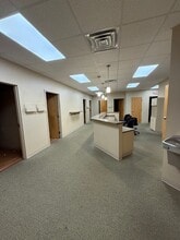 1650 Liberty Dr, Thomasville, NC for lease Interior Photo- Image 1 of 6