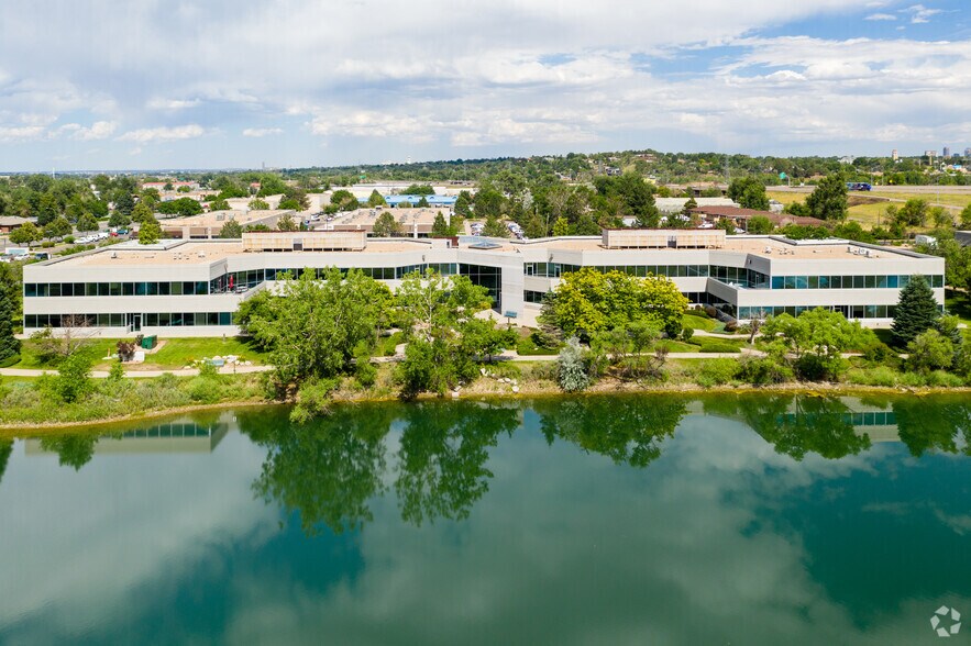 6870 W 52nd Ave, Arvada, CO à louer - Photo du bâtiment - Image 3 de 9