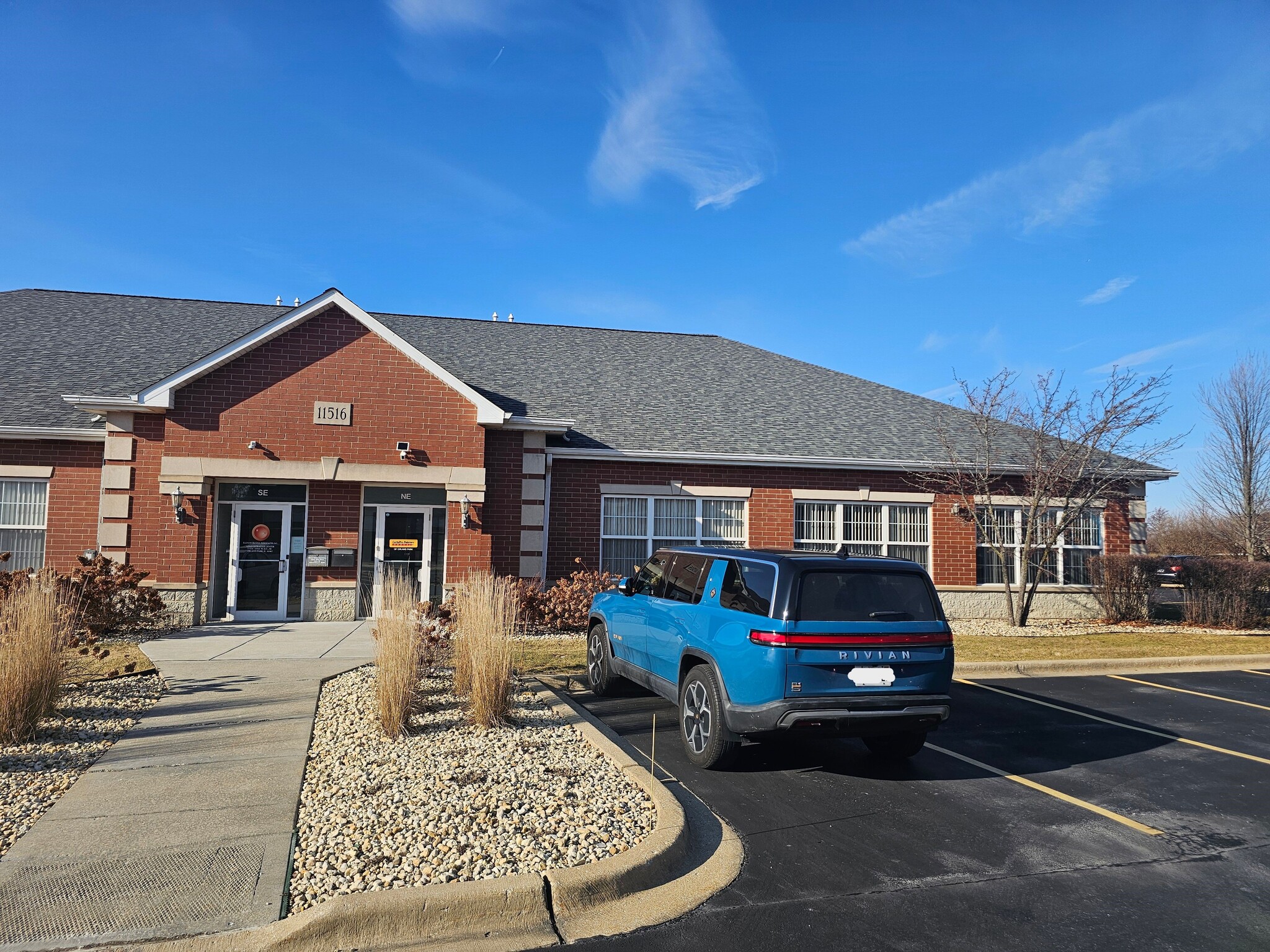 11516 NE 183rd Pl, Orland Park, IL for lease Building Photo- Image 1 of 10