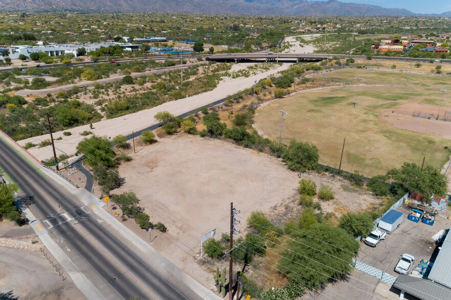 3450 N Dodge Blvd, Tucson, AZ à vendre - Aérien - Image 2 de 15