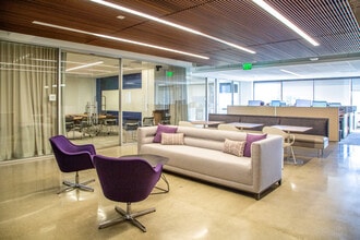 221 Main St, San Francisco, CA for lease Interior Photo- Image 2 of 4