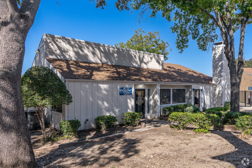 2200 Aden Rd, Fort Worth, TX for sale - Building Photo - Image 2 of 25